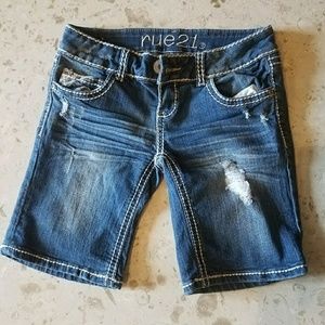 Rue 21 Bermuda shorts